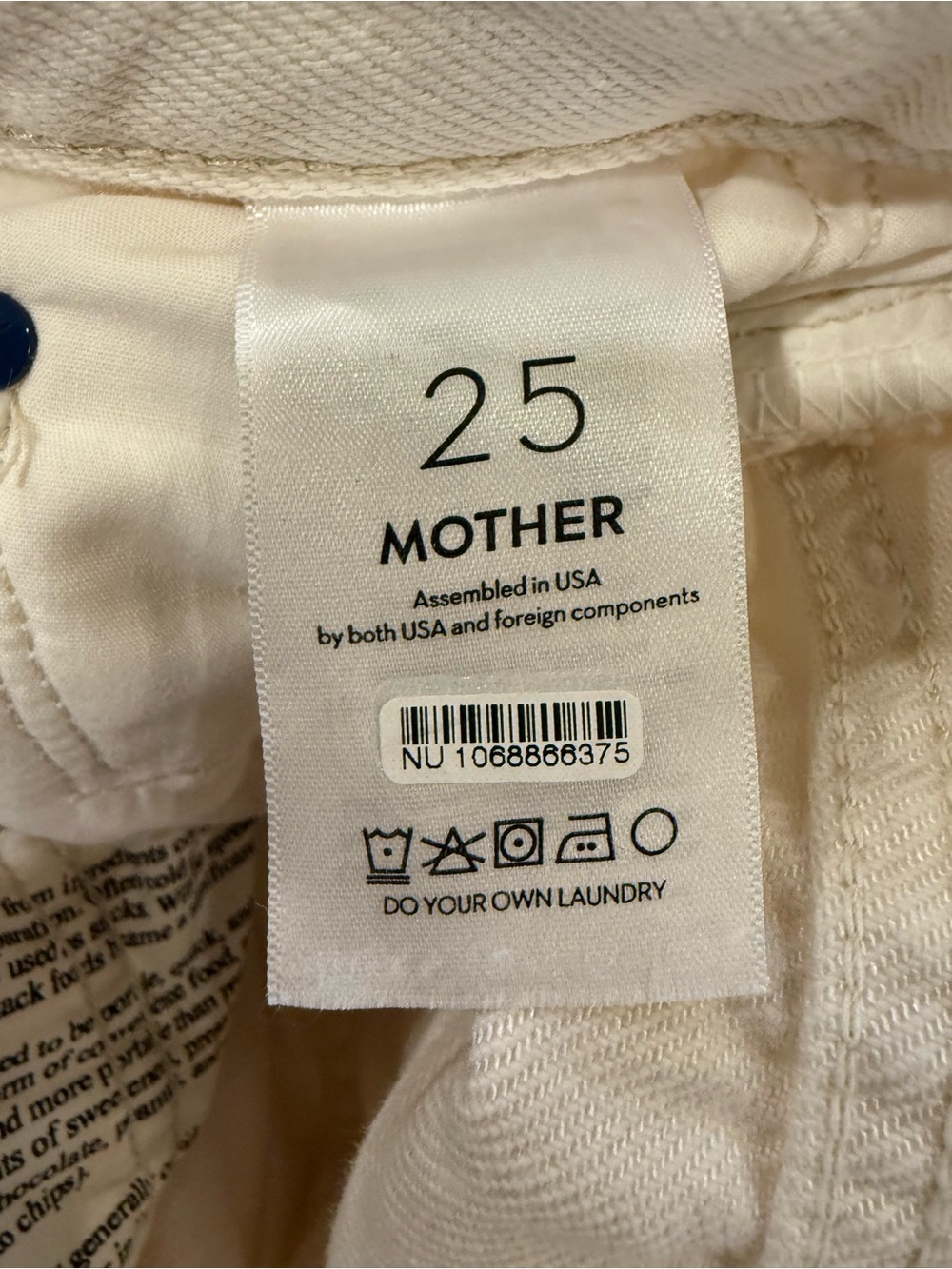 MOTHER The Lemon Twist Sneak Jeans - Picture 6 of 11